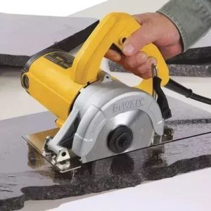 Alternative view of CORTADORA DE CONCRETO DEWALT 38MM