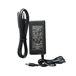 CARGADOR KUSHIRO BATERIA DE MONOPATINES